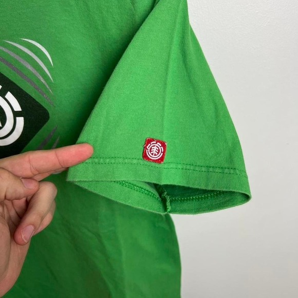 Y2K Element Tee - Picture 3 of 7